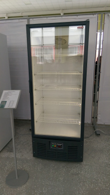 Фото Холодильный шкаф Ариада Рапсодия R700VS (стеклянная дверь), картинка, монтаж, сервис, доставка, сервисное обслуживание